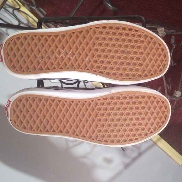 Van x Disney SK8 Hi Mickey Plane Crazy High Top Sneakers Size 8.5 men 10 women - Picture 6 of 8